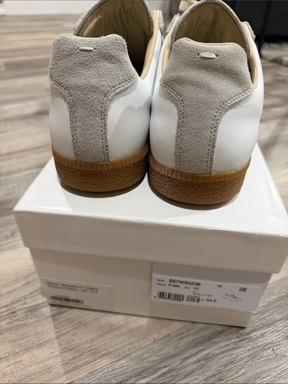 Maison Martin Margiela White and Light Gray Leather & Suede Sneakers - Picture 5 of 5